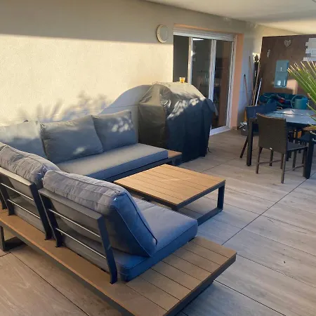 Superbe T3 De Standing En Rdc Avec Grande Terrasse La Ciotat