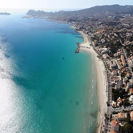 Apartment Superbe T3 De Standing En Rdc Avec Grande Terrasse La Ciotat